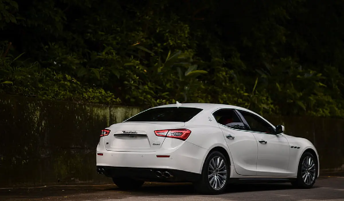 Maserati - Ghibli GT Hybrid - Luxury Sedan Car Rentals - Preowned Sedan Car - Exclusive Concierge Club.webp